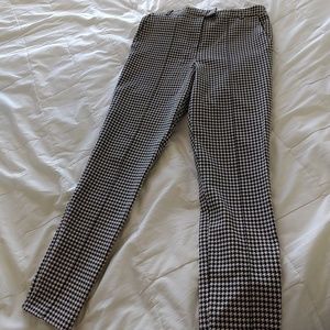Topshop Houndstooth Cropped Slacks Size 6